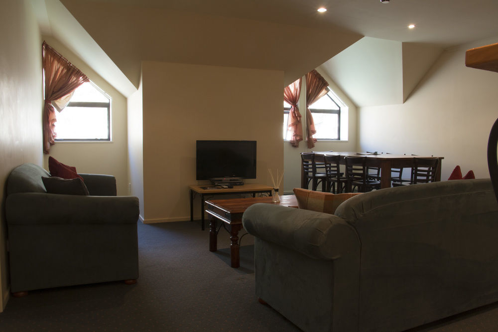Cardrona Alpine Apartments מראה חיצוני תמונה