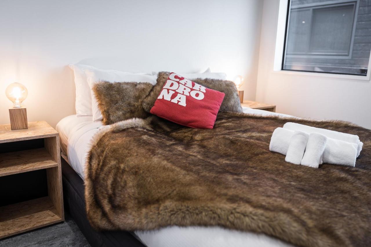 Cardrona Alpine Apartments מראה חיצוני תמונה